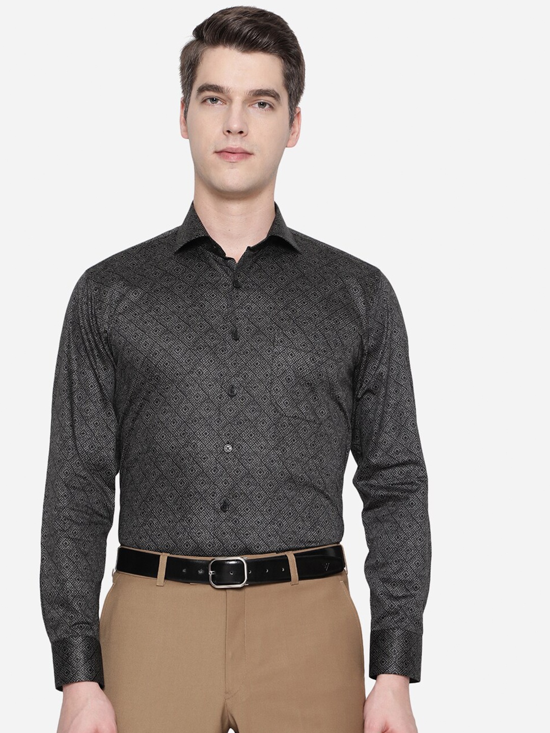 

JADE BLUE Men Black Printed Formal Shirt
