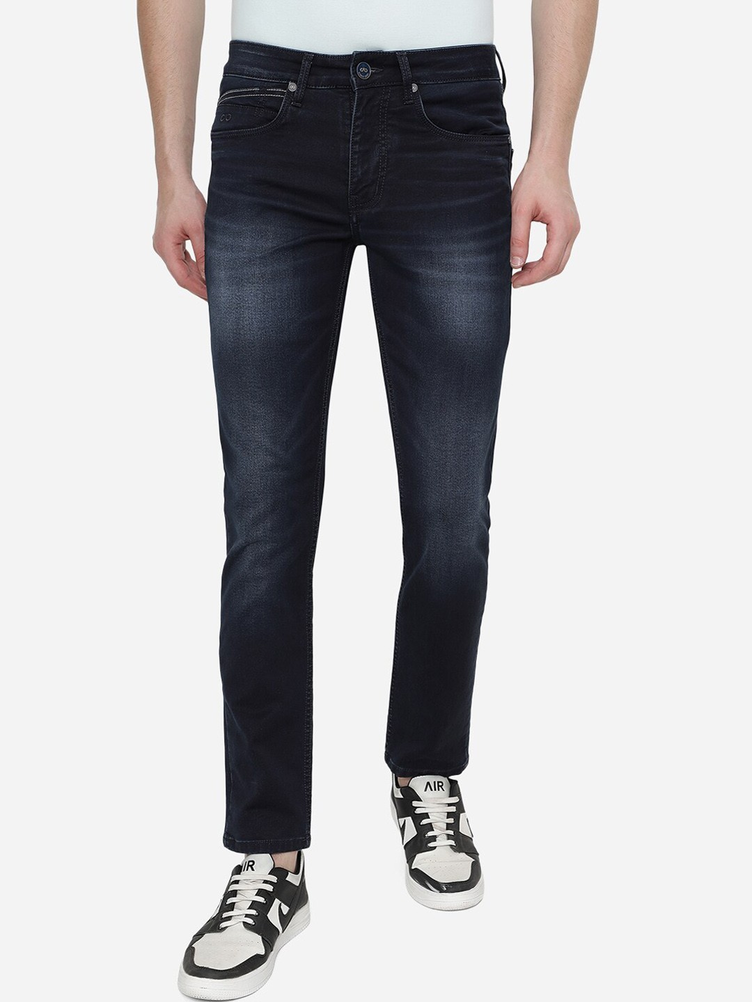 

JADE BLUE Men Blue Slim Fit Heavy Fade Stretchable Jeans