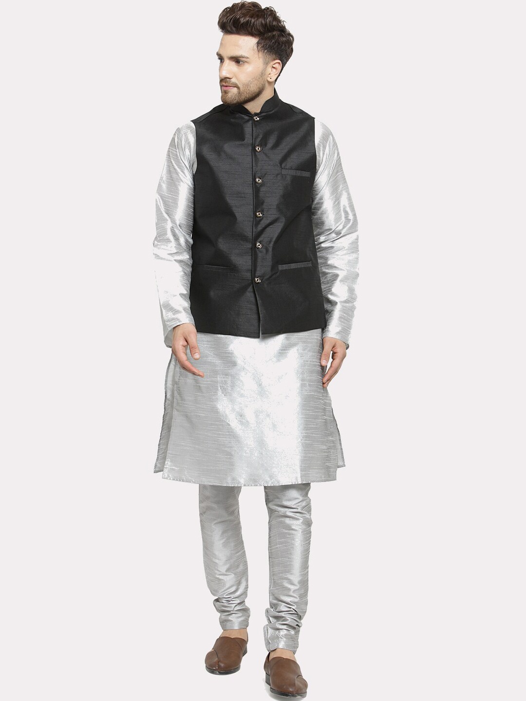 

Kaifoo Men Silver-Toned and Black Layered Kurta Set With Nehru Jacket