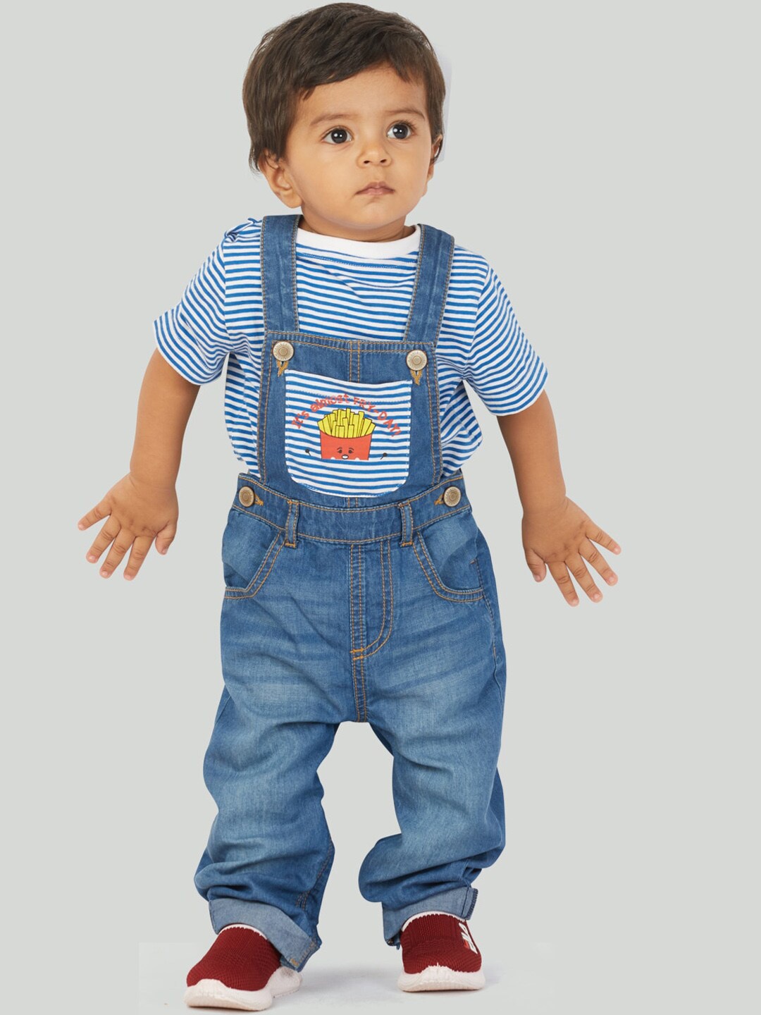 

Zalio Infant Boys Blue Solid Cotton Dungarees With T-Shirt