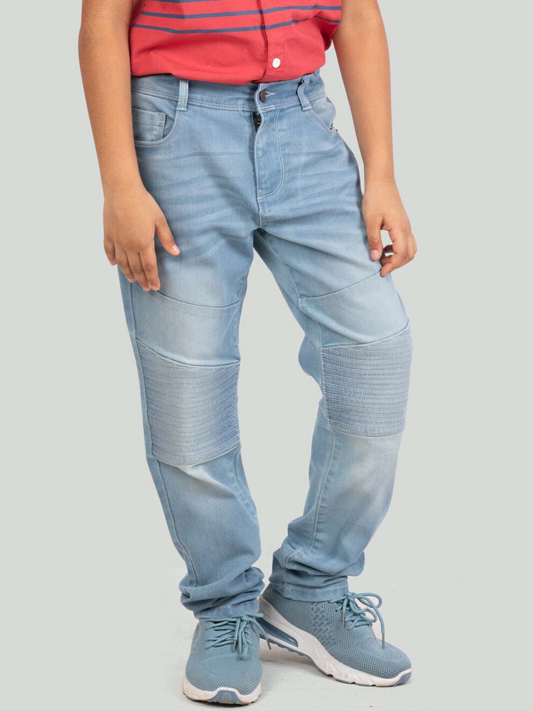 

Zalio Boys Blue Mildly Distressed Light Fade Jeans
