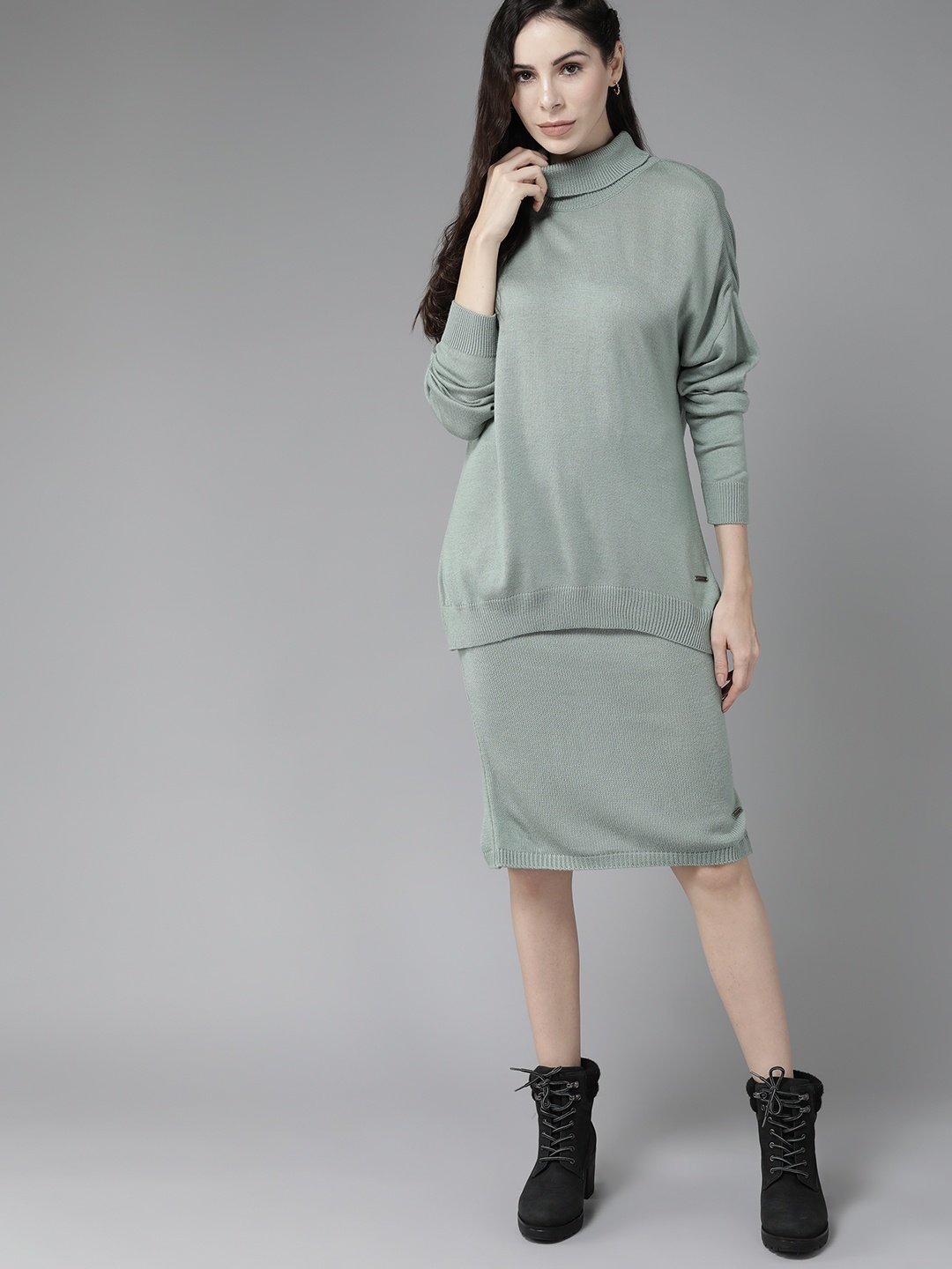

Roadster Women Sage Green Solid Woollen Co-ord Set