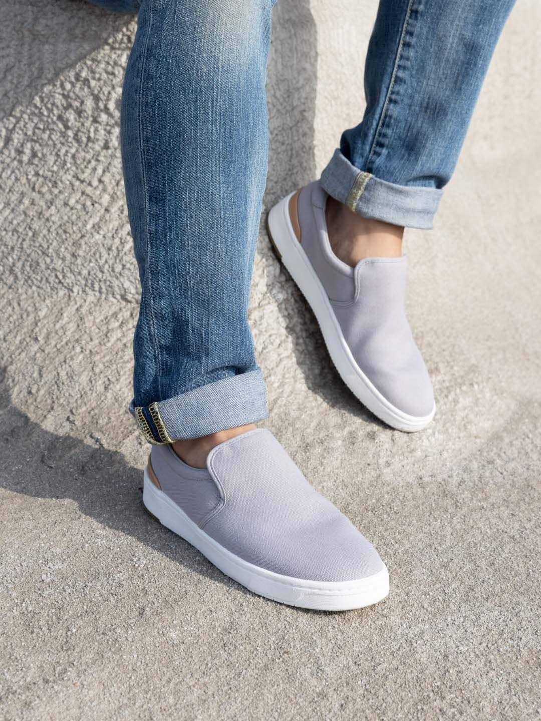 

TOMS Men TRVL LITE 2.0 Canvas Slip-On Sneakers, Grey