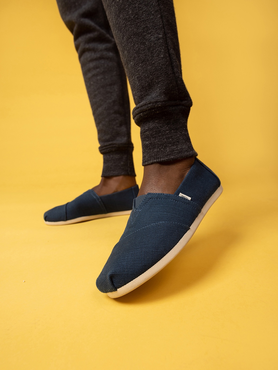 

TOMS Men Blue Alpargata Cotton Canvas Slip-On Sneakers