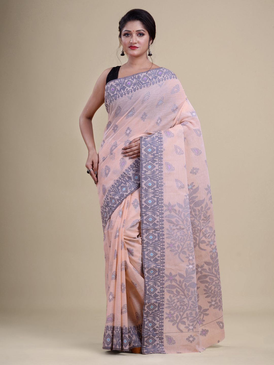 

Laa Calcutta Peach-Coloured & Purple Ethnic Motifs Silk Cotton Jamdani Saree