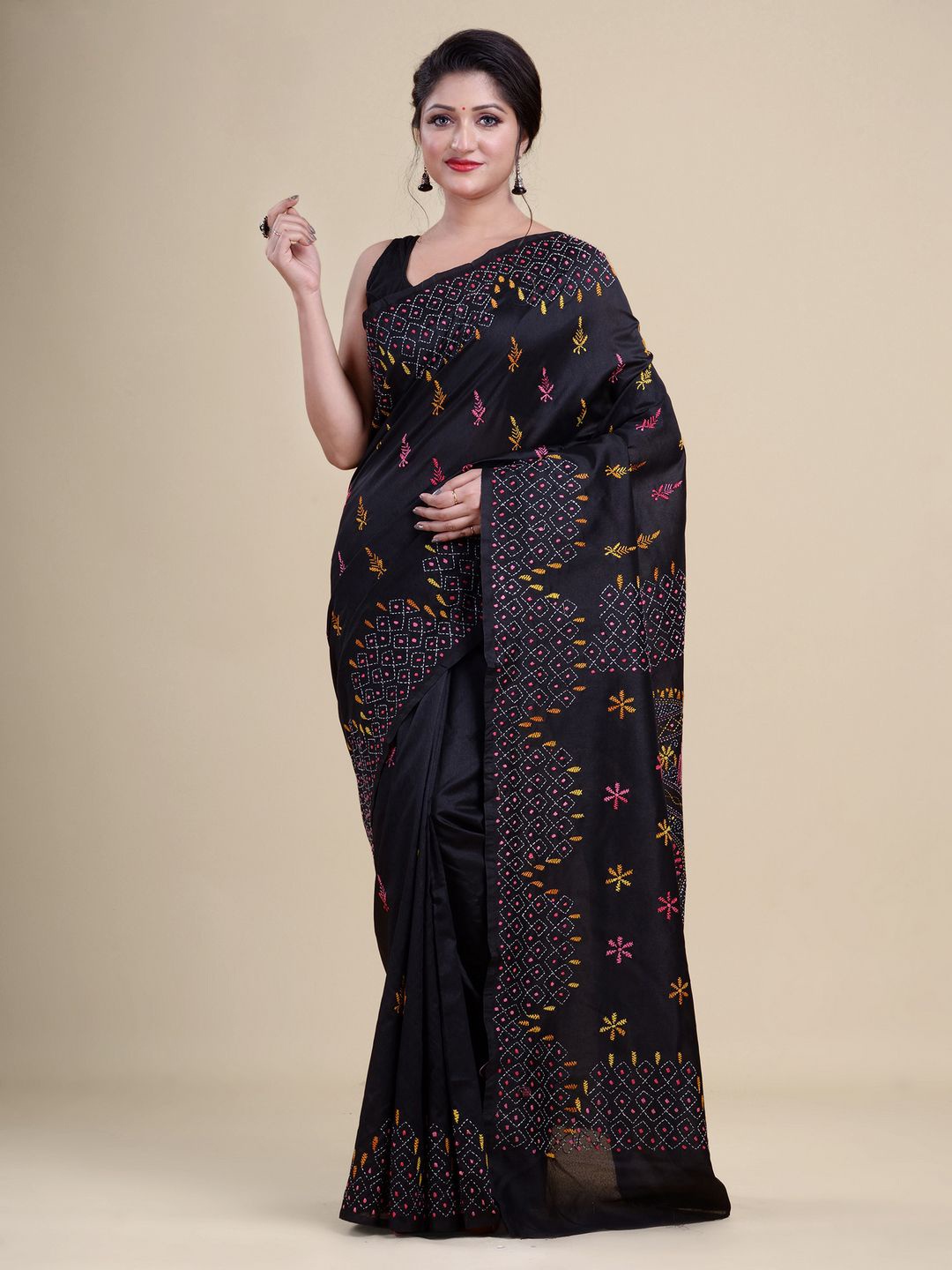 

Laa Calcutta Black Embroidered HandLoom Silk Cotton Saree