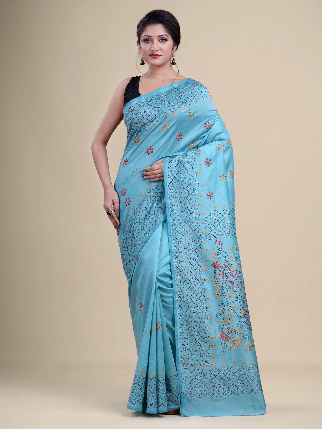

Laa Calcutta Blue & Red Kantha Embroidered Silk Cotton Jamdani Saree