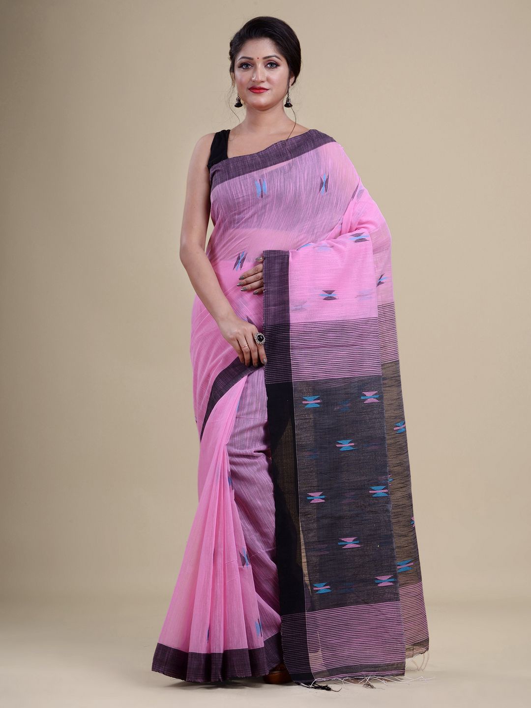 

Laa Calcutta Pink & Black Woven Design Silk Cotton Jamdani Saree