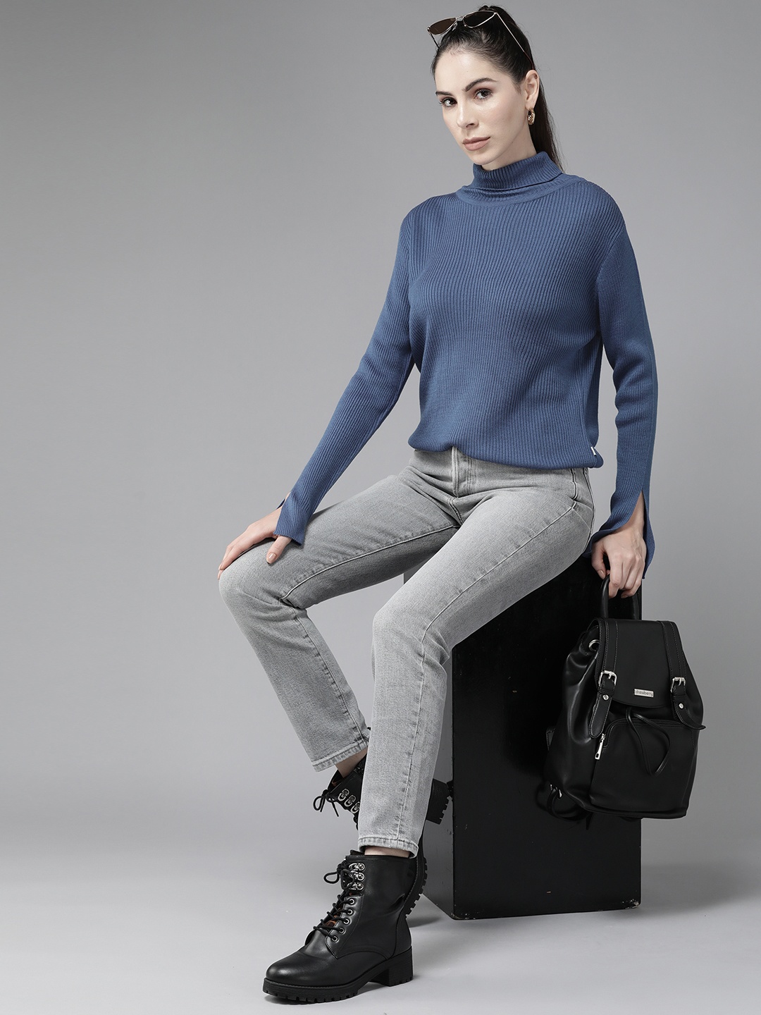 

Roadster Women Blue Solid Pullover