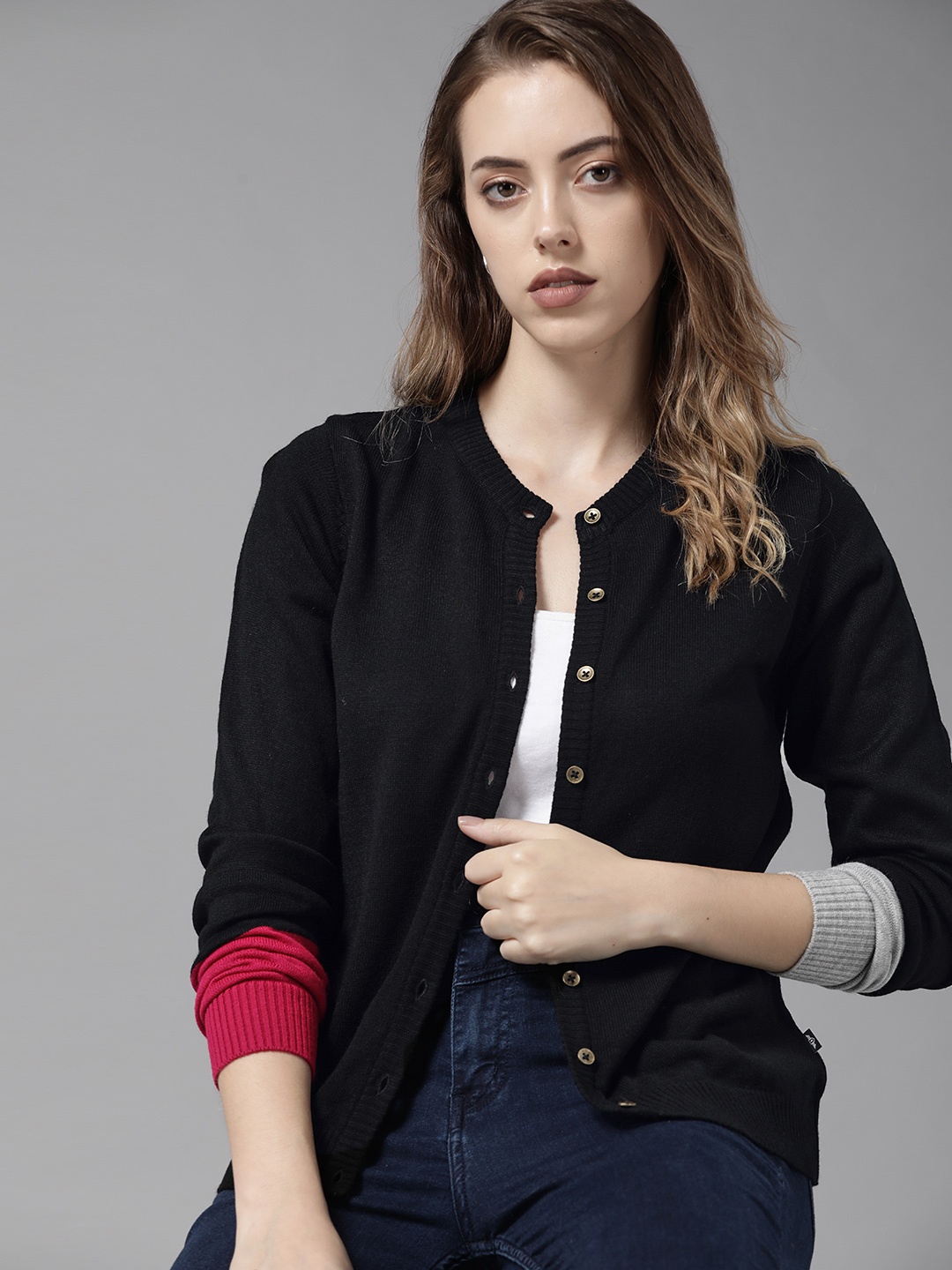 

Roadster Women Black Solid Knitted Cardigan