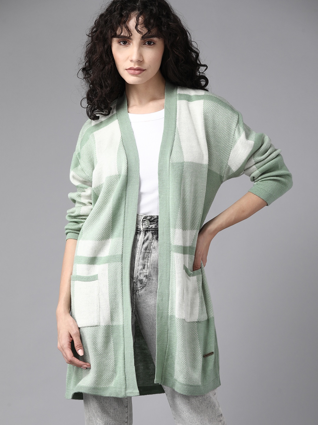 

The Roadster Lifestyle Co. Women Green & White Checked Longline Front-Open Sweater