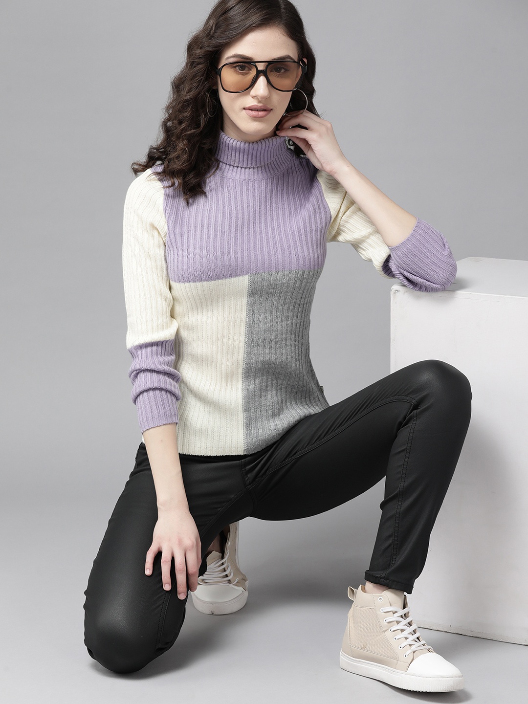 

The Roadster Lifestyle Co. Women Lavender & Off White Colourblocked Turtle Neck Pullover