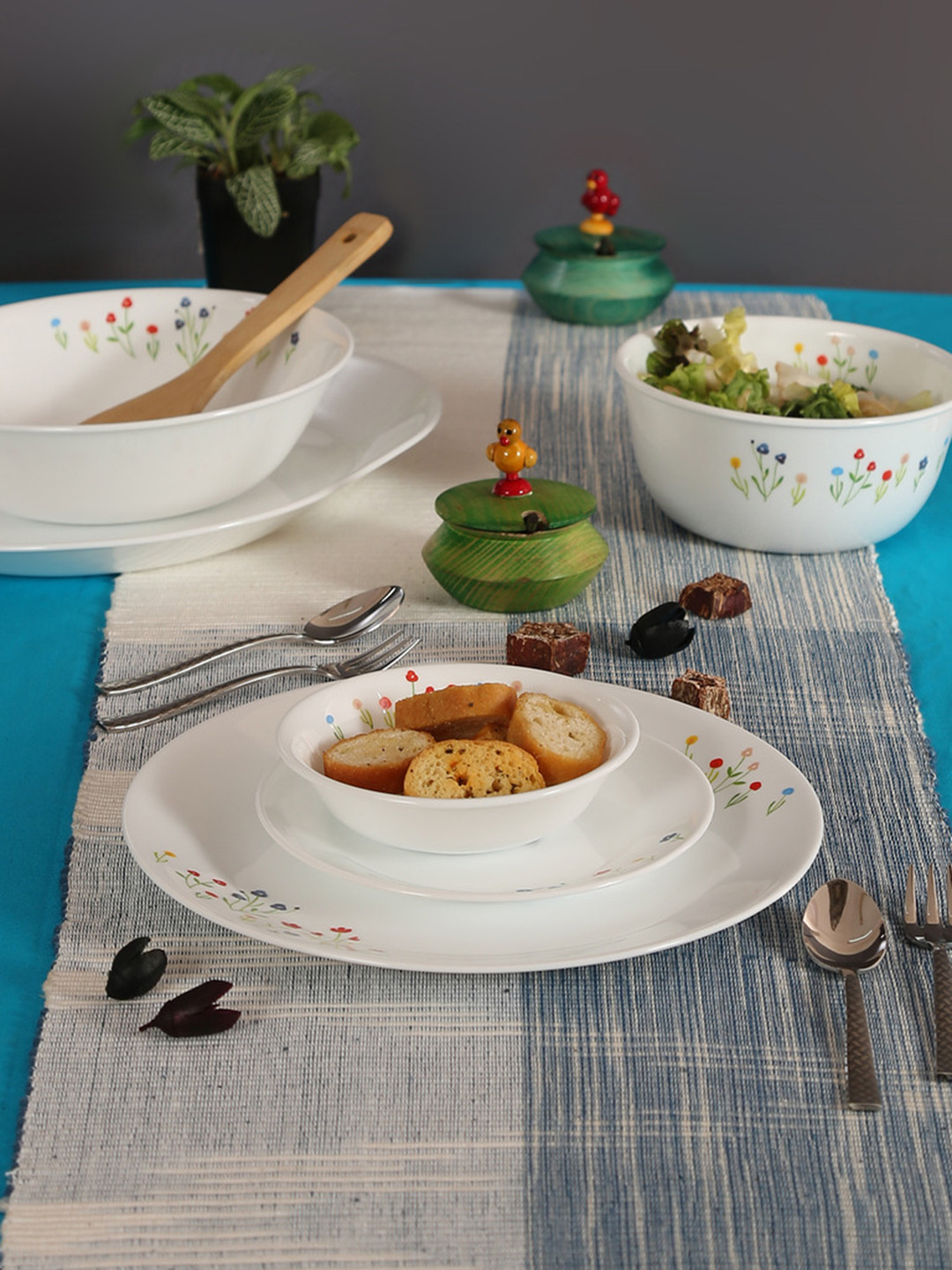 

Corelle Asia collection Flower Hill White Set of 21 Printed Glass Dinner Set