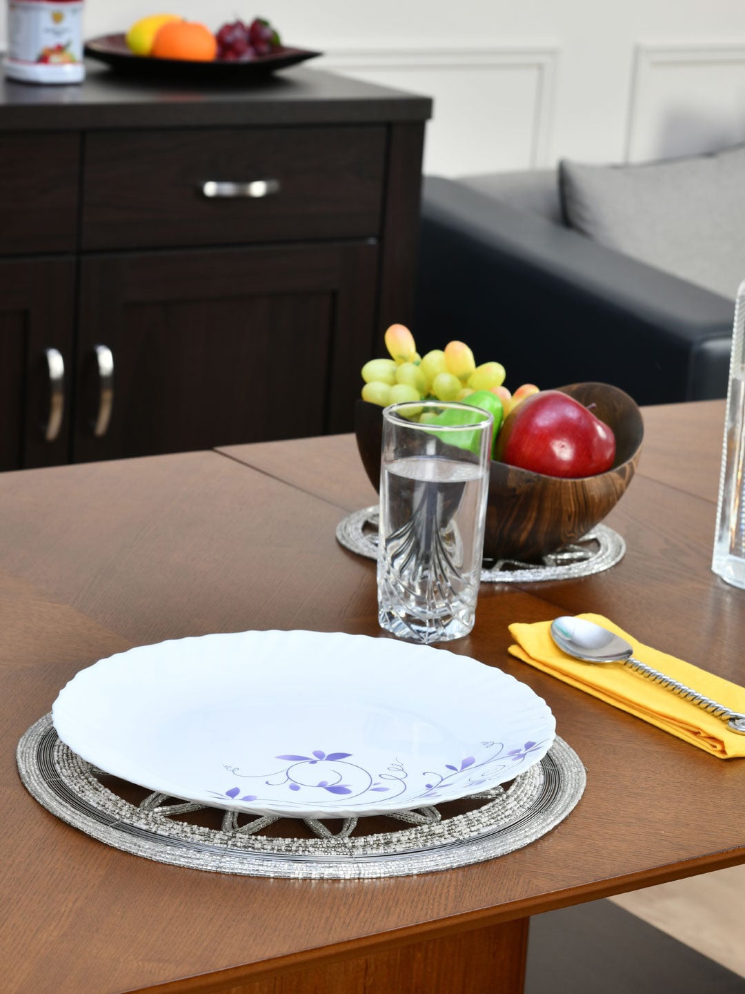 

Athome by Nilkamal Set of 7 Silver-Toned Round Placemat