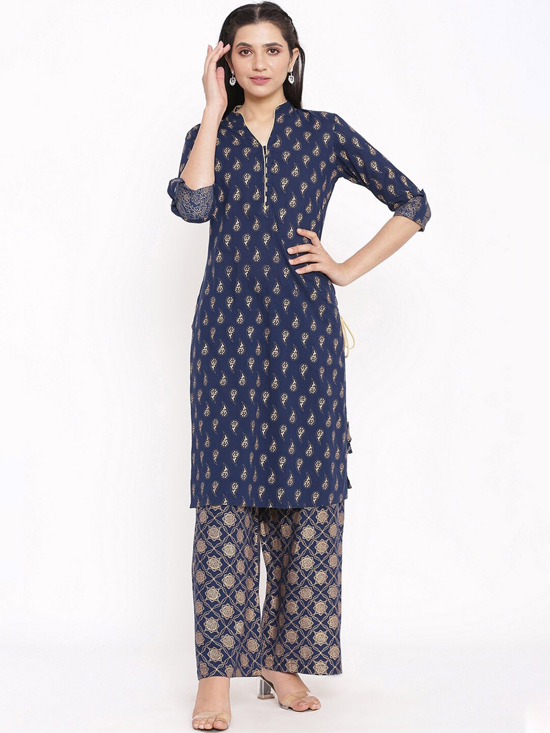 

Saart Bunaai Women Blue Ethnic Motifs Printed Thread Work Kurta