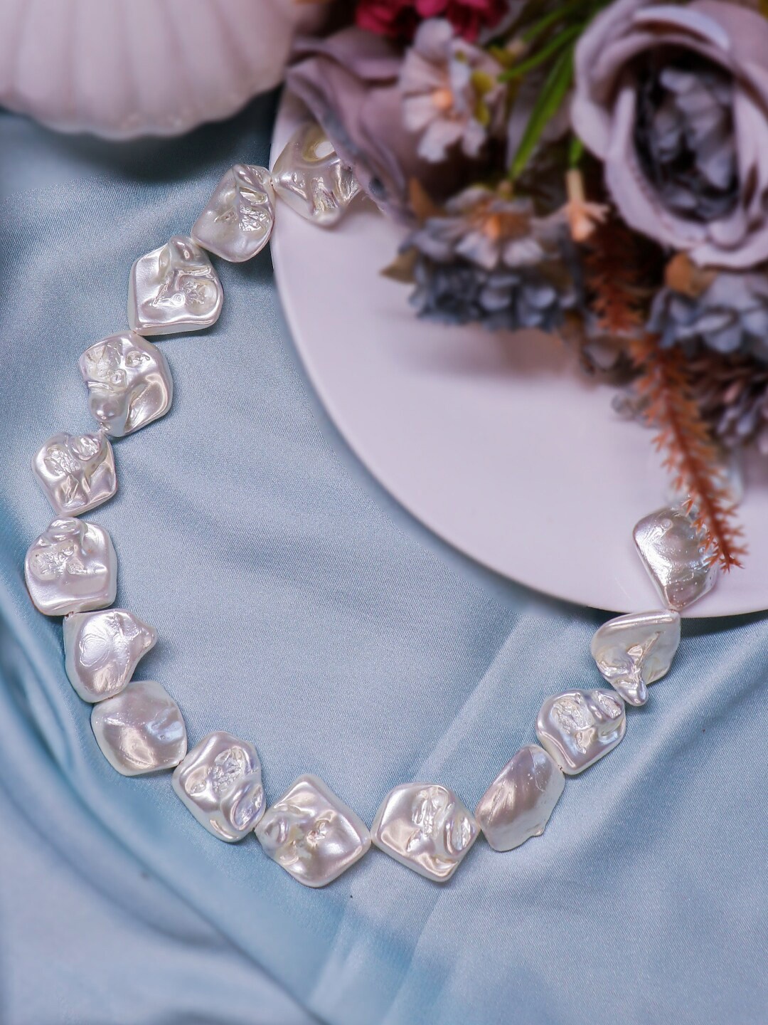 

Ishhaara White Brass-Plated Choker Necklace