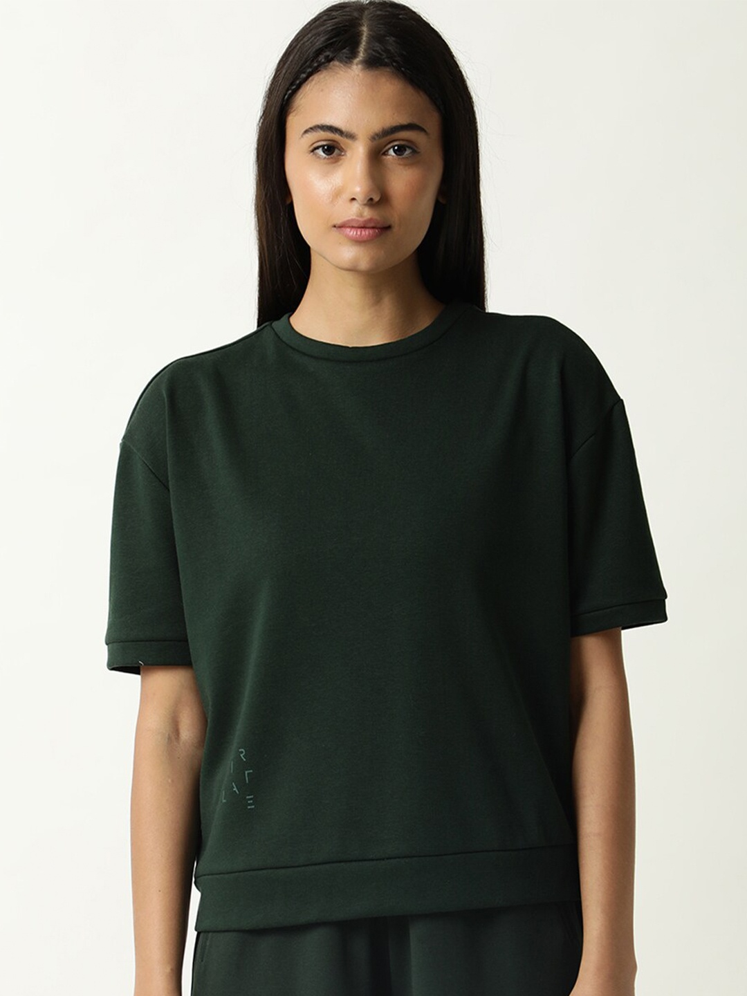 

ARTICALE Women Checked Drop-Shoulder Sleeves Raw Edge Slim Fit T-shirt, Na