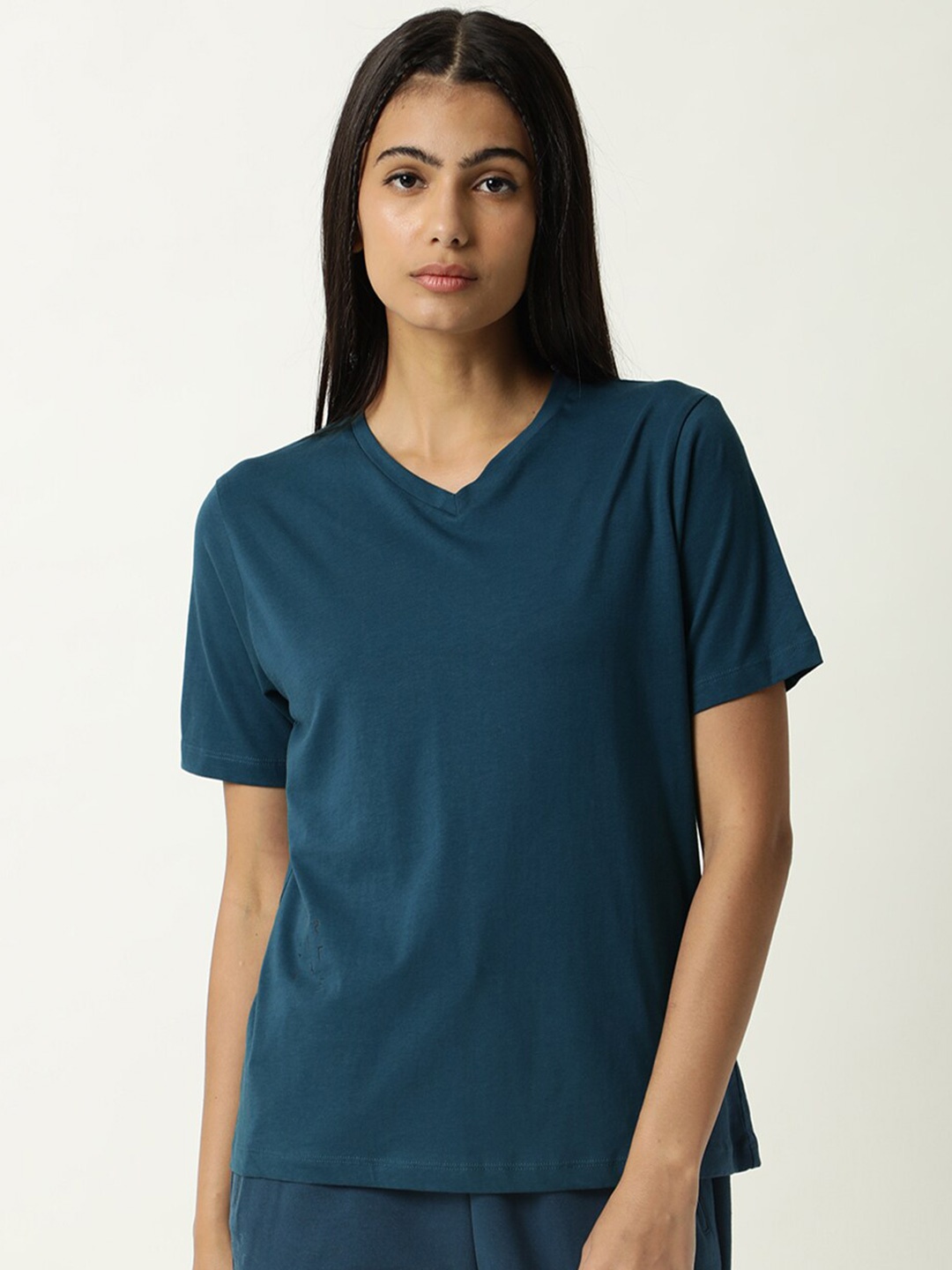 

ARTICALE Women Teal V-Neck Drop-Shoulder Sleeves Pure Cotton Slim Fit T-shirt