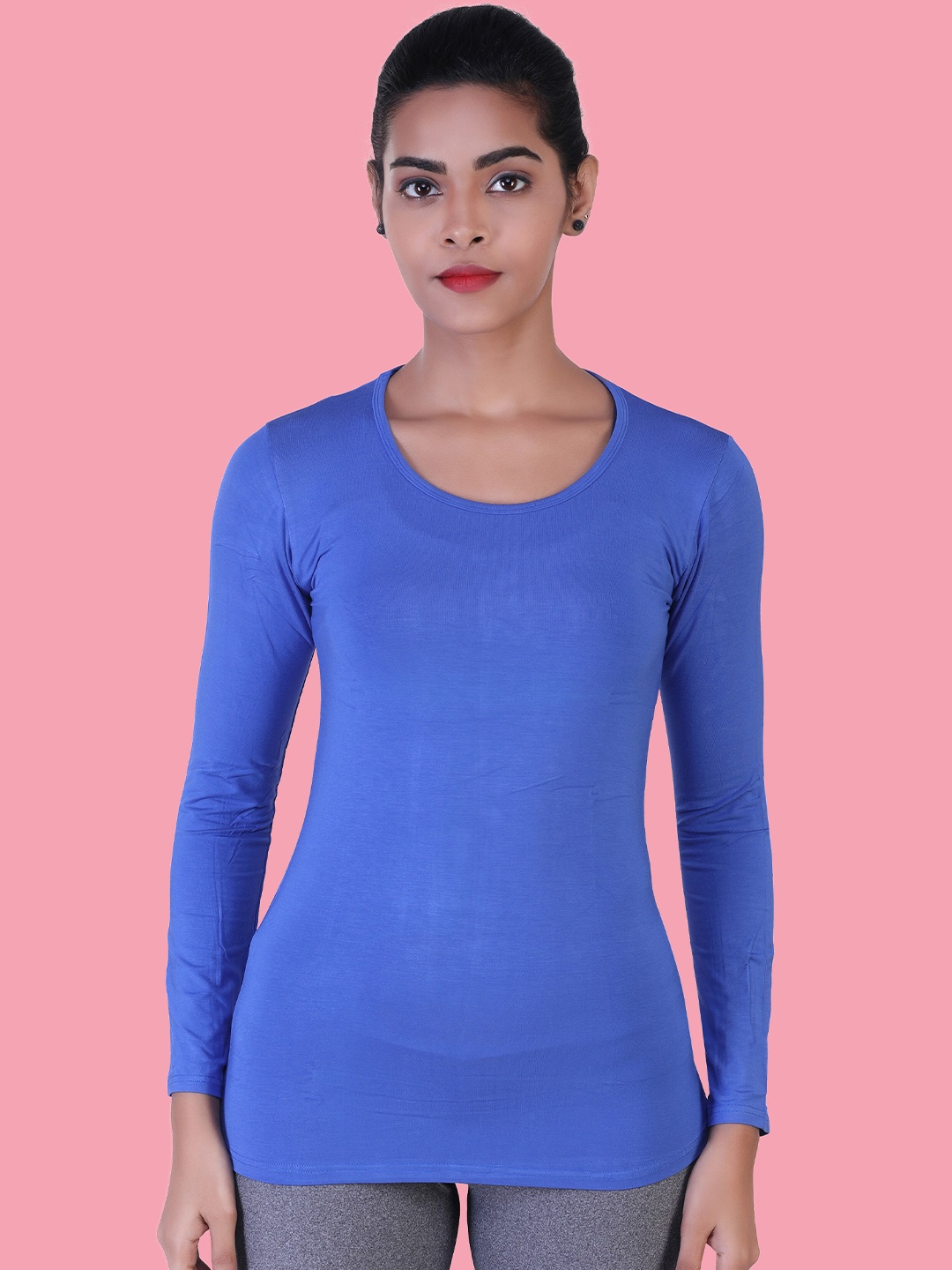 

LAASA SPORTS Women Blue Colourblocked Extended Sleeves Raw Edge Slim Fit Training or Gym T-shirt