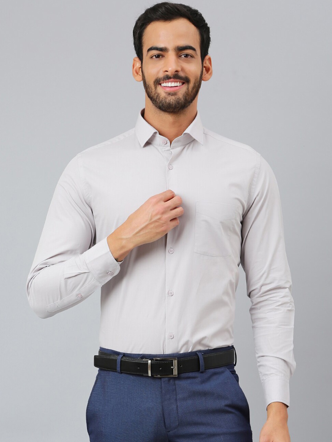 

Richlook Men Grey Formal Shirt