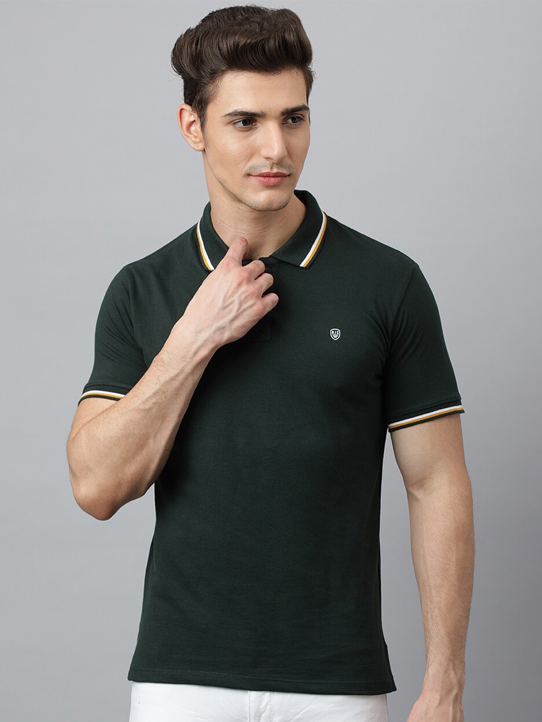 

Richlook Men Green Polo Collar T-shirt