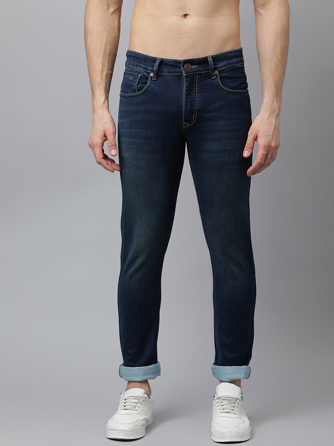 

Richlook Men Blue Slim Fit Light Fade Stretchable Jeans
