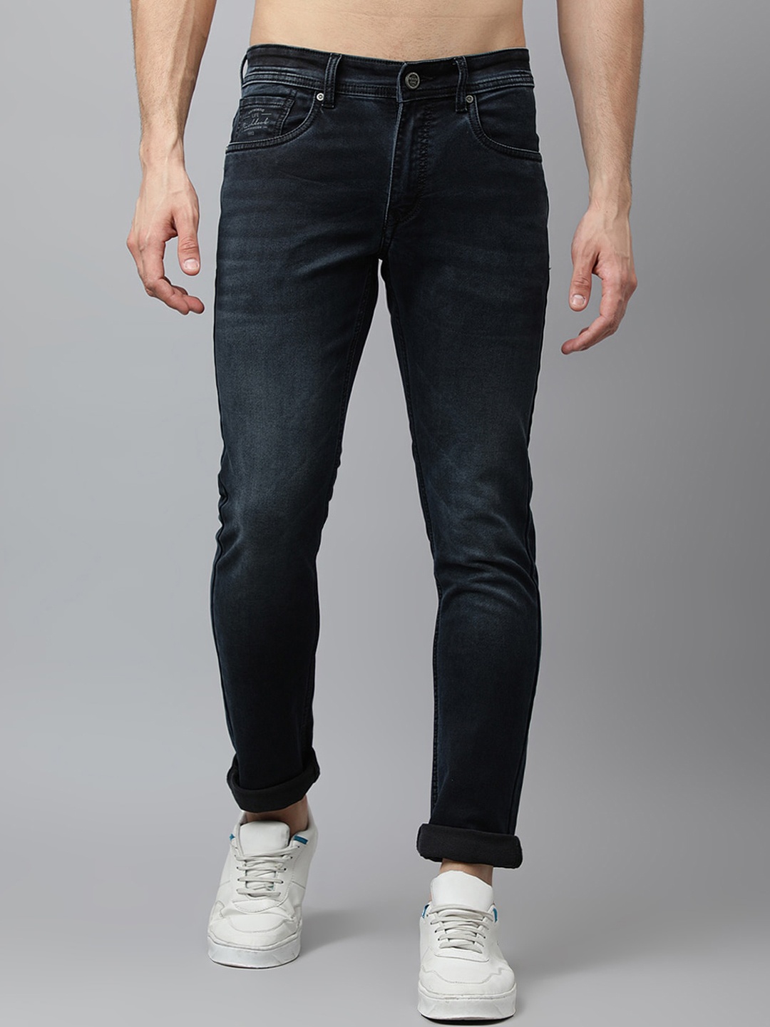 

Richlook Men Black Slim Fit Light Fade Stretchable Jeans