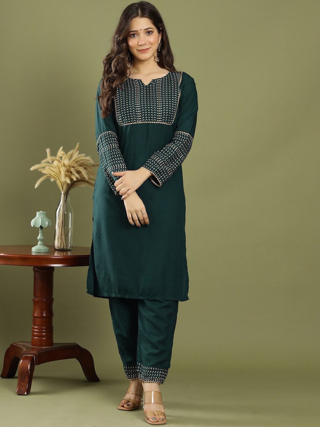 

KEEP CART Women Bottle Green Ethnic Motifs Printed Kurta with Trousers & With Dupatta