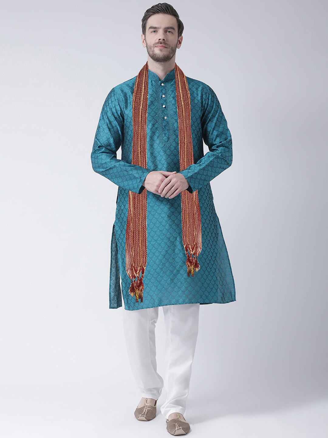 

SG LEMAN Men Teal Raw Silk Kurta with Pyjamas & With Dupatta