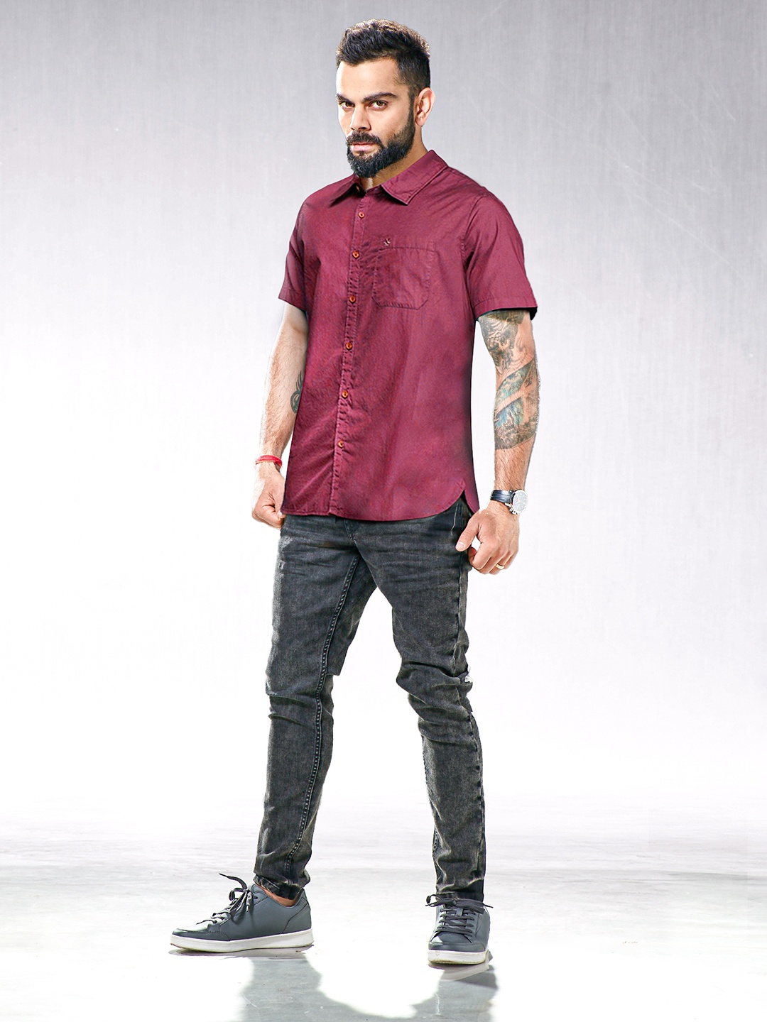 

WROGN Men Burgundy Solid Pure Cotton Slim Fit Casual Shirt