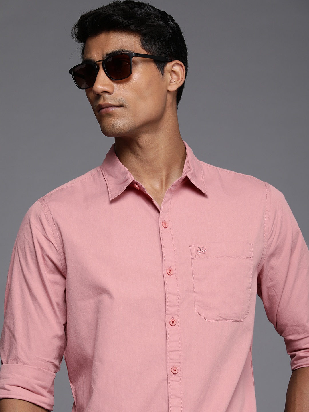 

WROGN Men Pink Solid Slim Fit Pure Cotton Casual Shirt