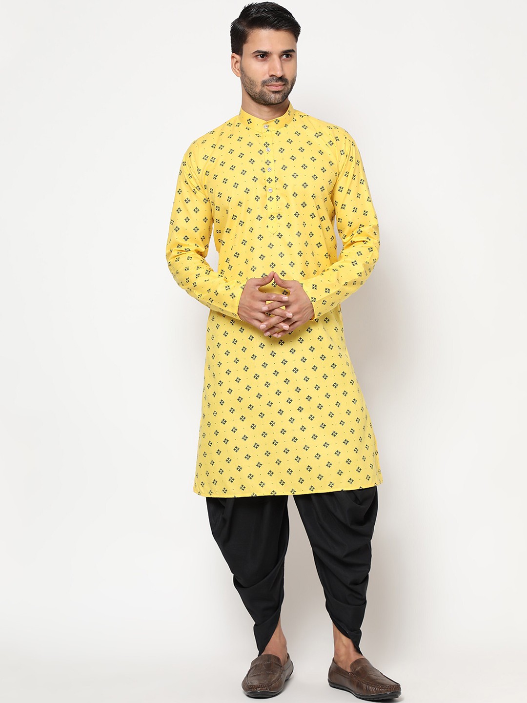 

RUDRAKSH Men Yellow Printed Ready to wear Kurta with Dhoti Pants