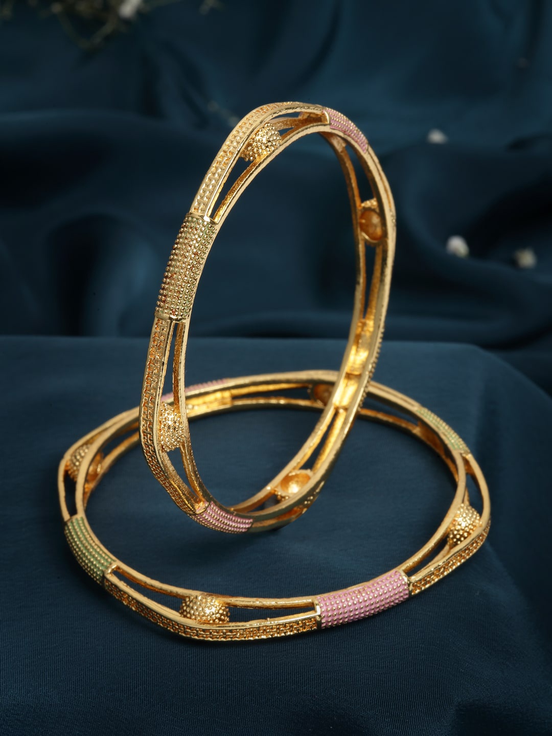 

PANASH Set of 2 Gold-Plated & Green Bangles
