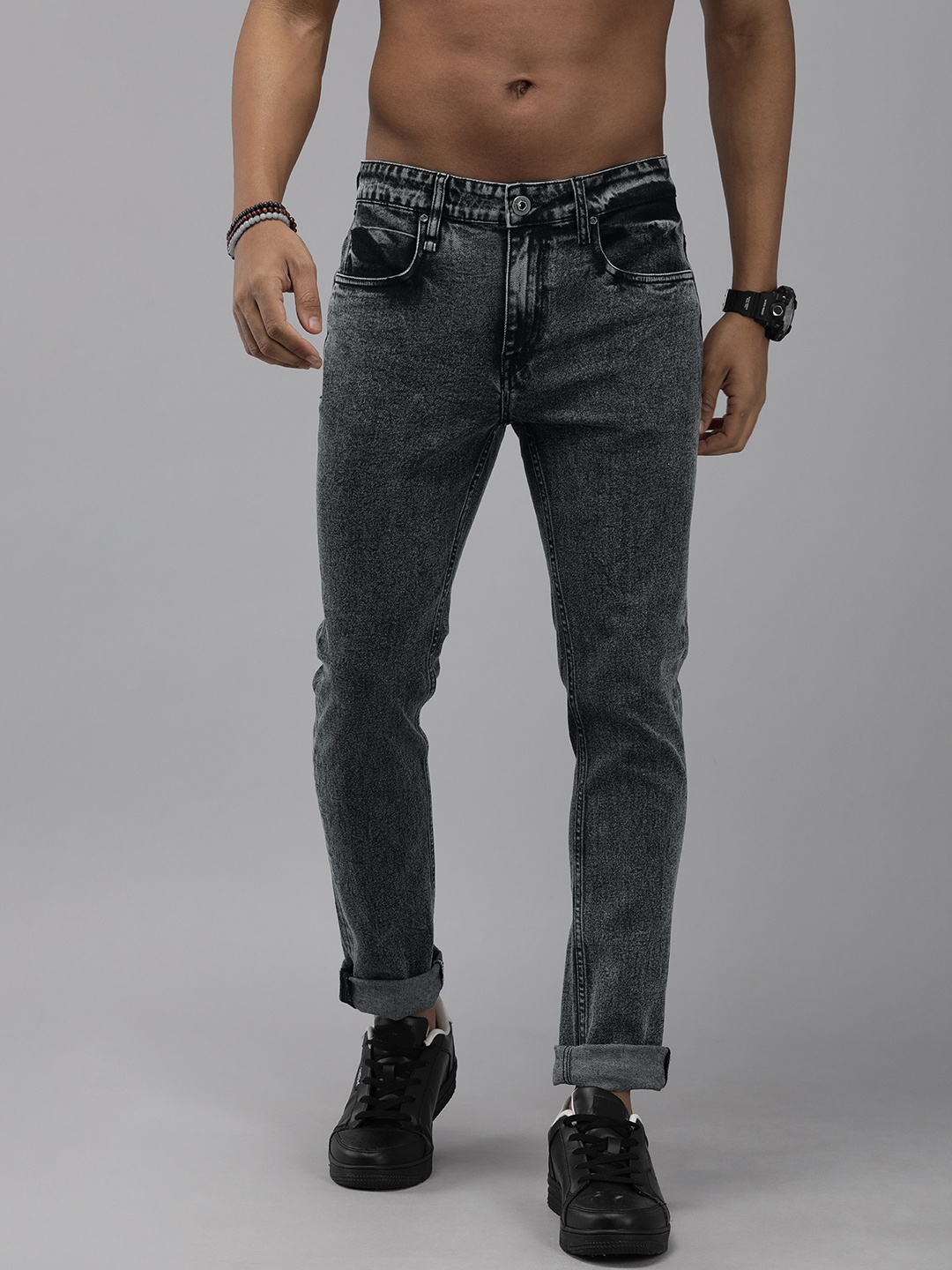 

Roadster Men Black Skinny Fit Heavy Fade Stretchable Jeans