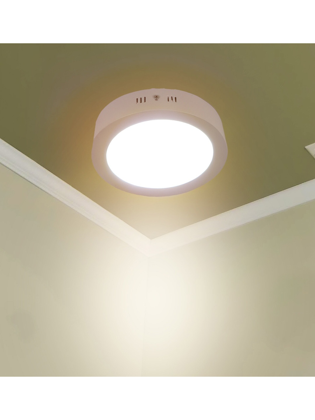

MFD HOME FURNISHING White Spherical Ceiling Lamp