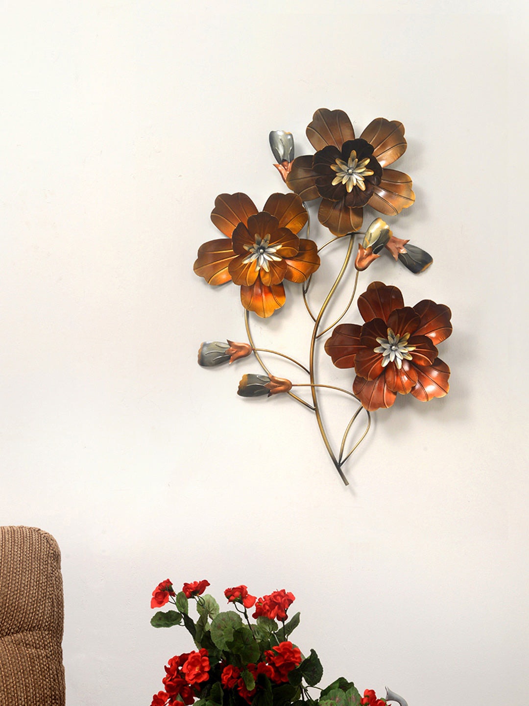 

Athome by Nilkamal Multicolored Floret Metal Wall Decor, Multi