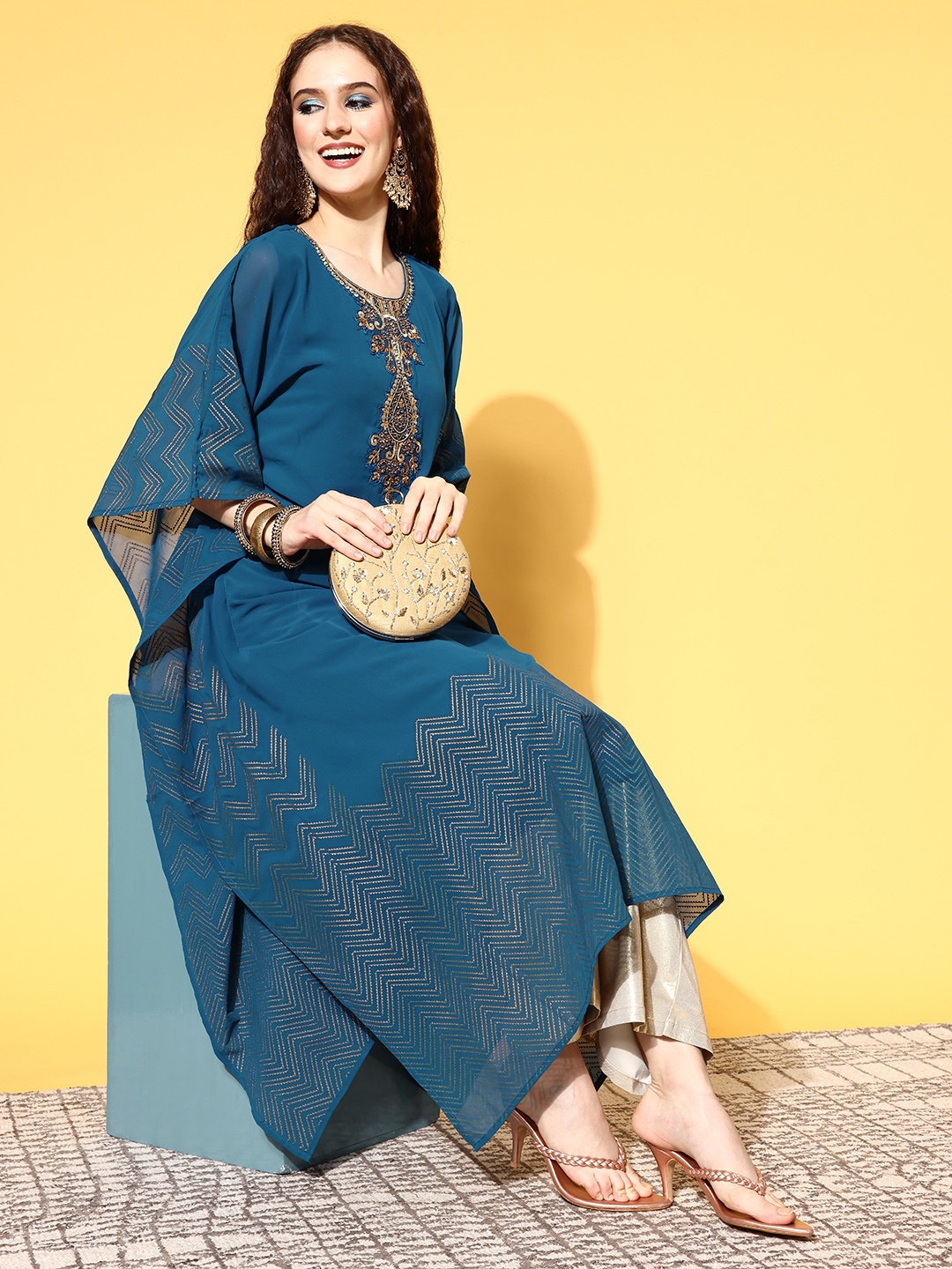 

ZOLA Women Tranquil Teal Georgette New Age Kaftan Kurta