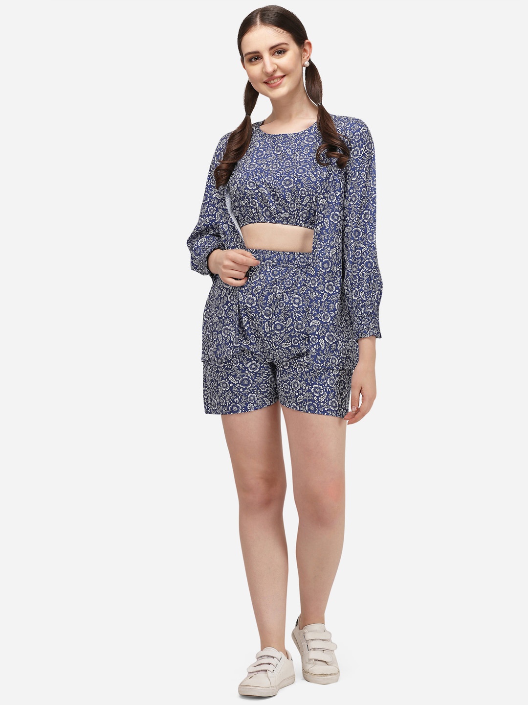 

Selvia Women Blue & White Printed Night suit
