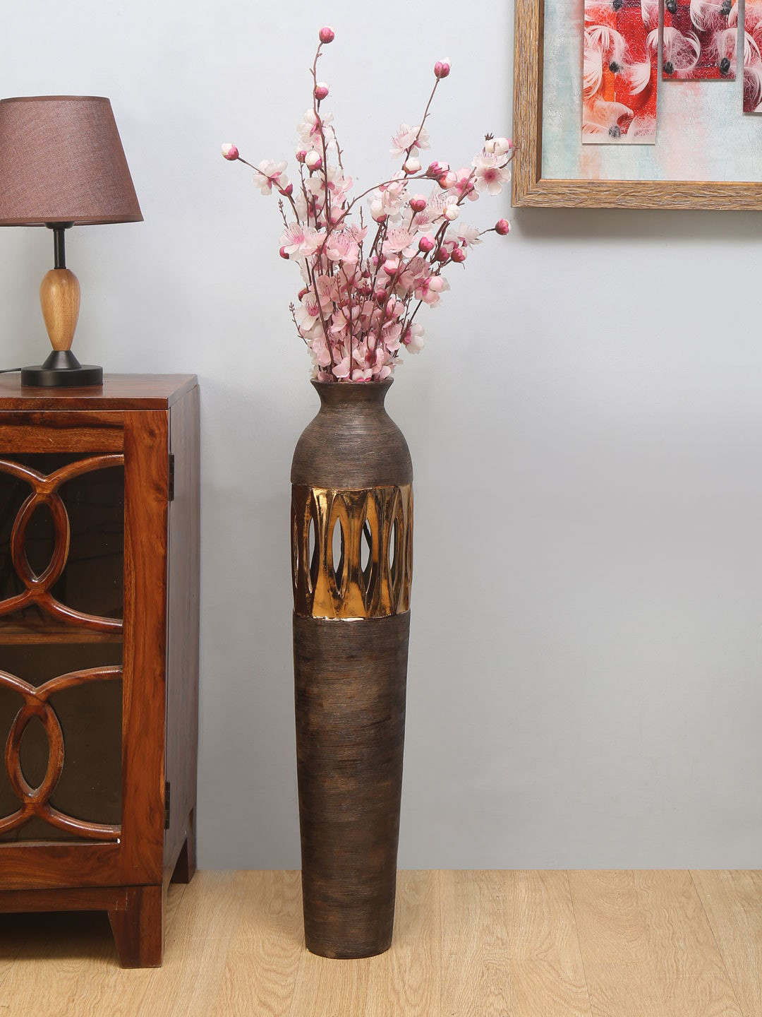 

Athome by Nilkamal Gold & Metallic Magna Cutwork Textured Vases