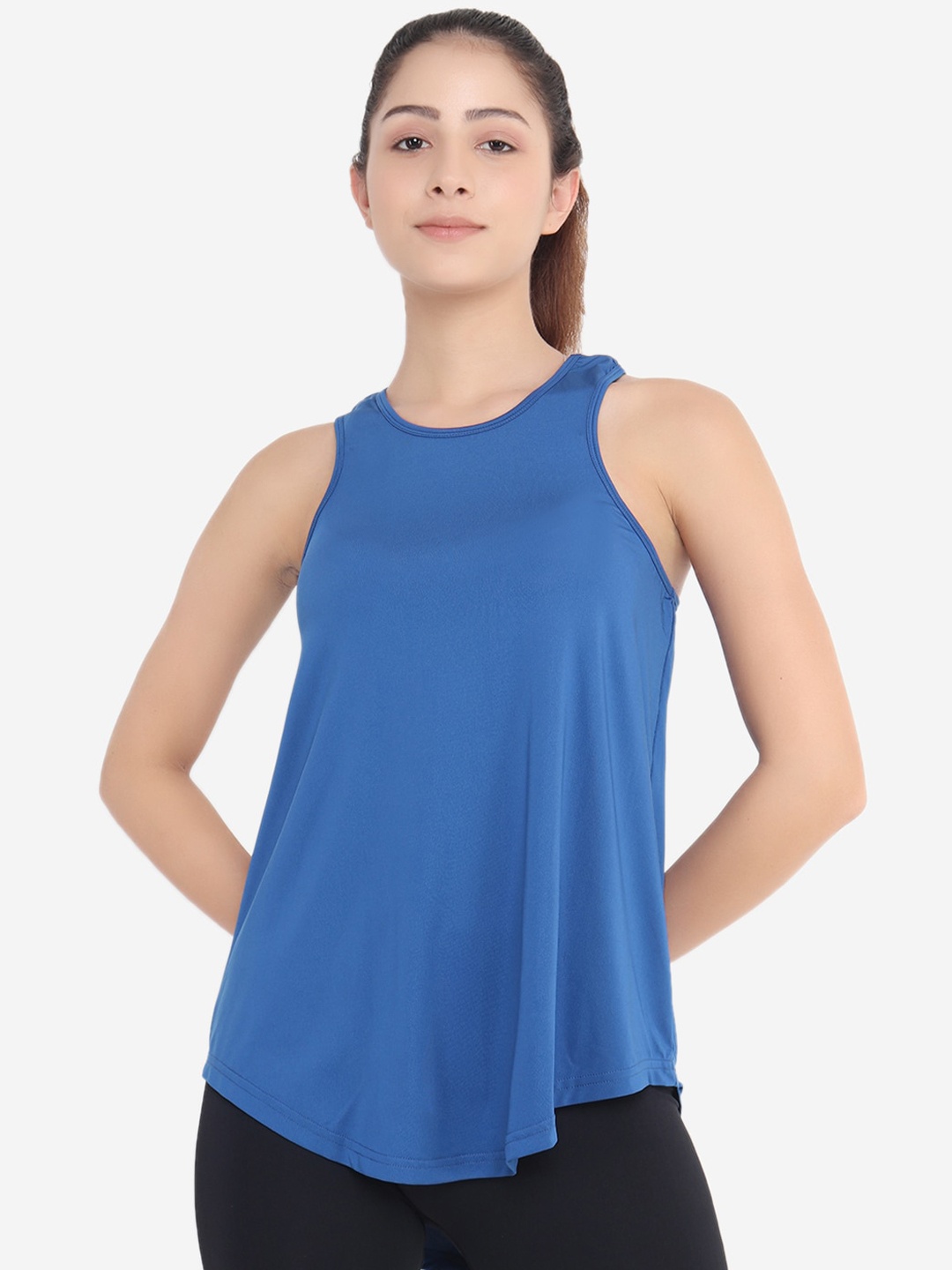 

VEGA Women Blue Solid Tank Top
