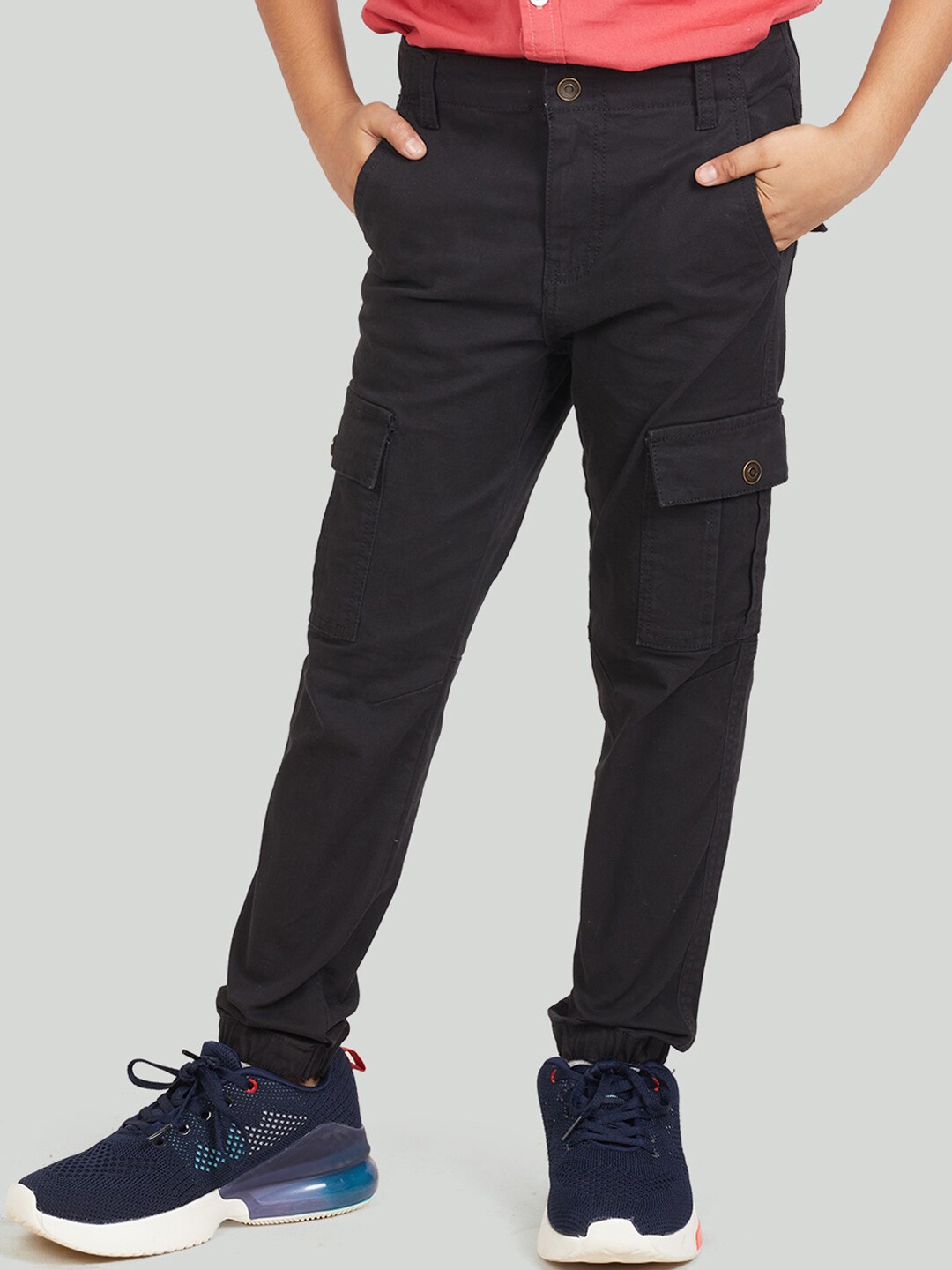 

Zalio Boys Black Cargos Trousers