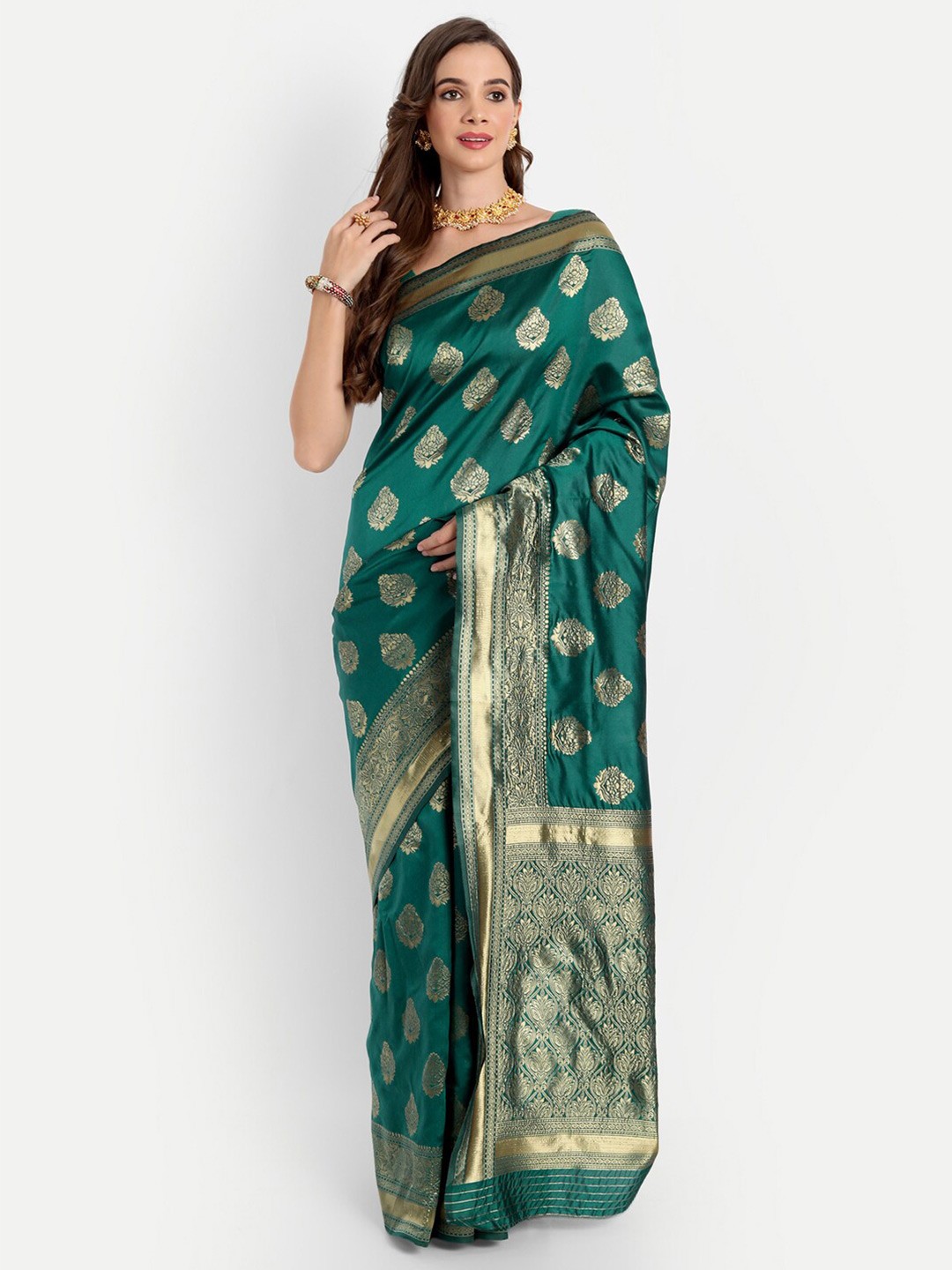 

ASPORA Green & Gold-Toned Woven Design Silk Blend Kanjeevaram Saree