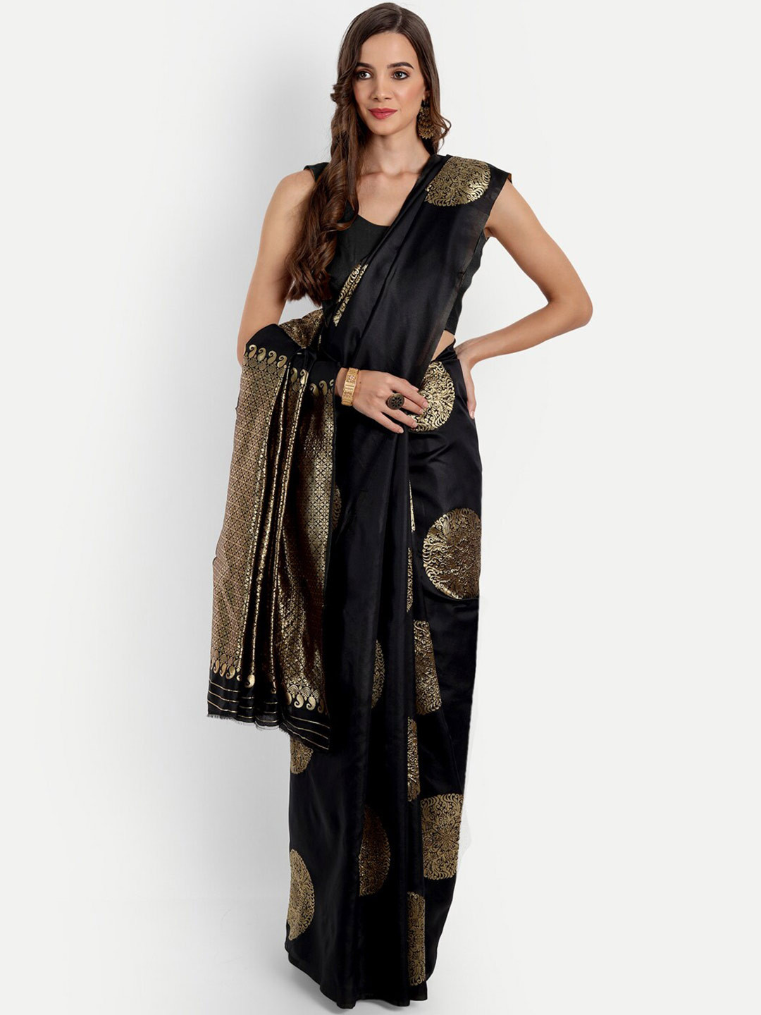 

ASPORA Black & Golden Ethnic Motifs Zari Silk Blend Kanjeevaram Saree