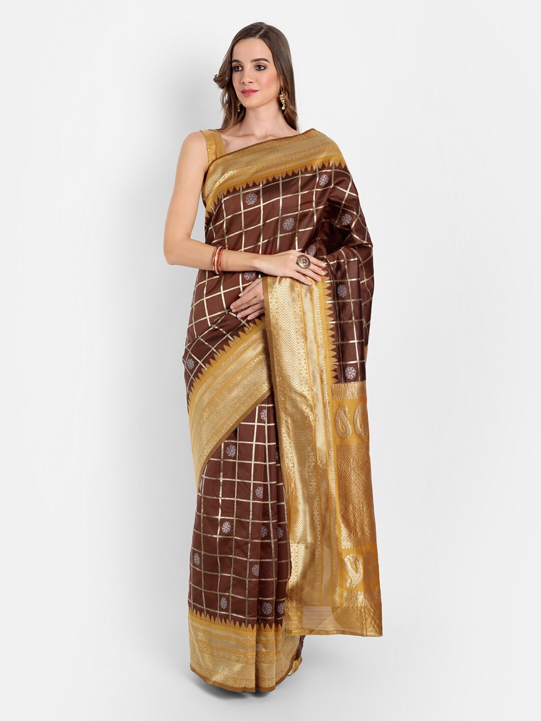 

ASPORA Brown & Gold-Toned Checked Zari Silk Blend Kanjeevaram Saree