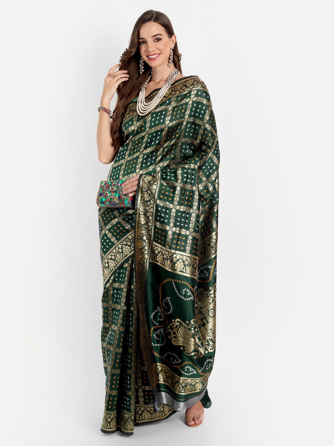 

ASPORA Green & White Woven Design Zari Silk Blend Banarasi Saree