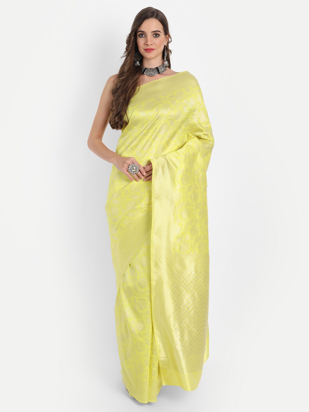 

ASPORA Yellow Woven Design Zari Silk Blend Kanjeevaram Saree