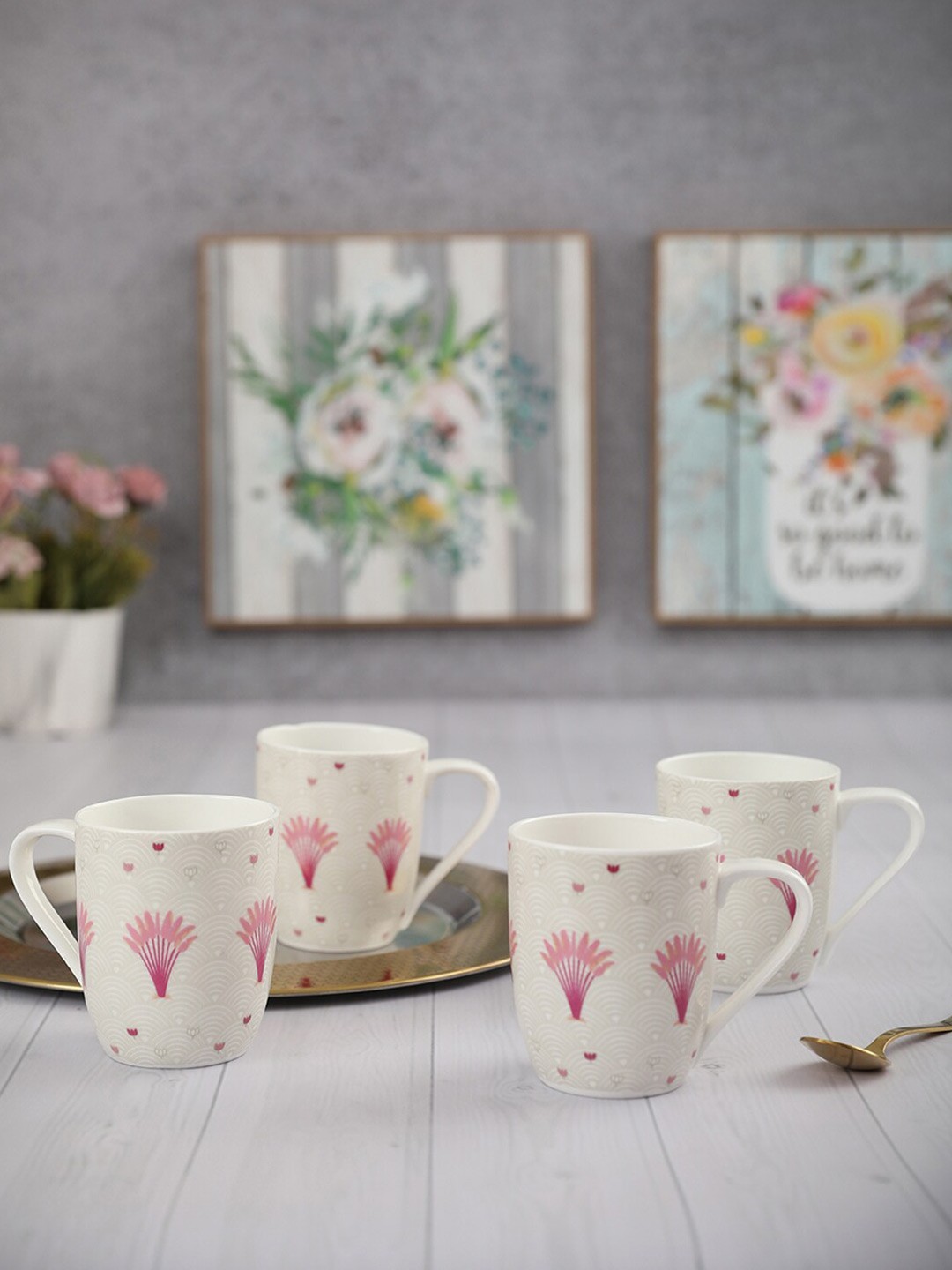 

HomeTown Set of 4 White & Pink Solid Ceramic Matte Cups