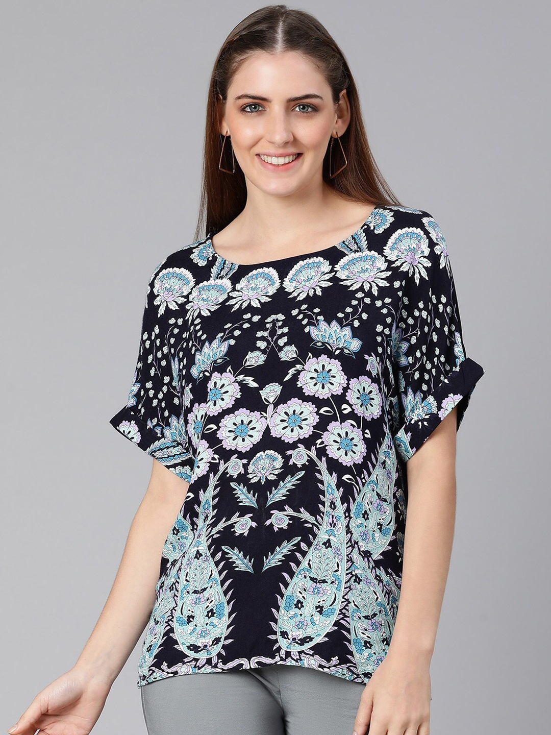 

Oxolloxo Navy Blue & french middle Floral Print Extended Sleeves Crepe Top