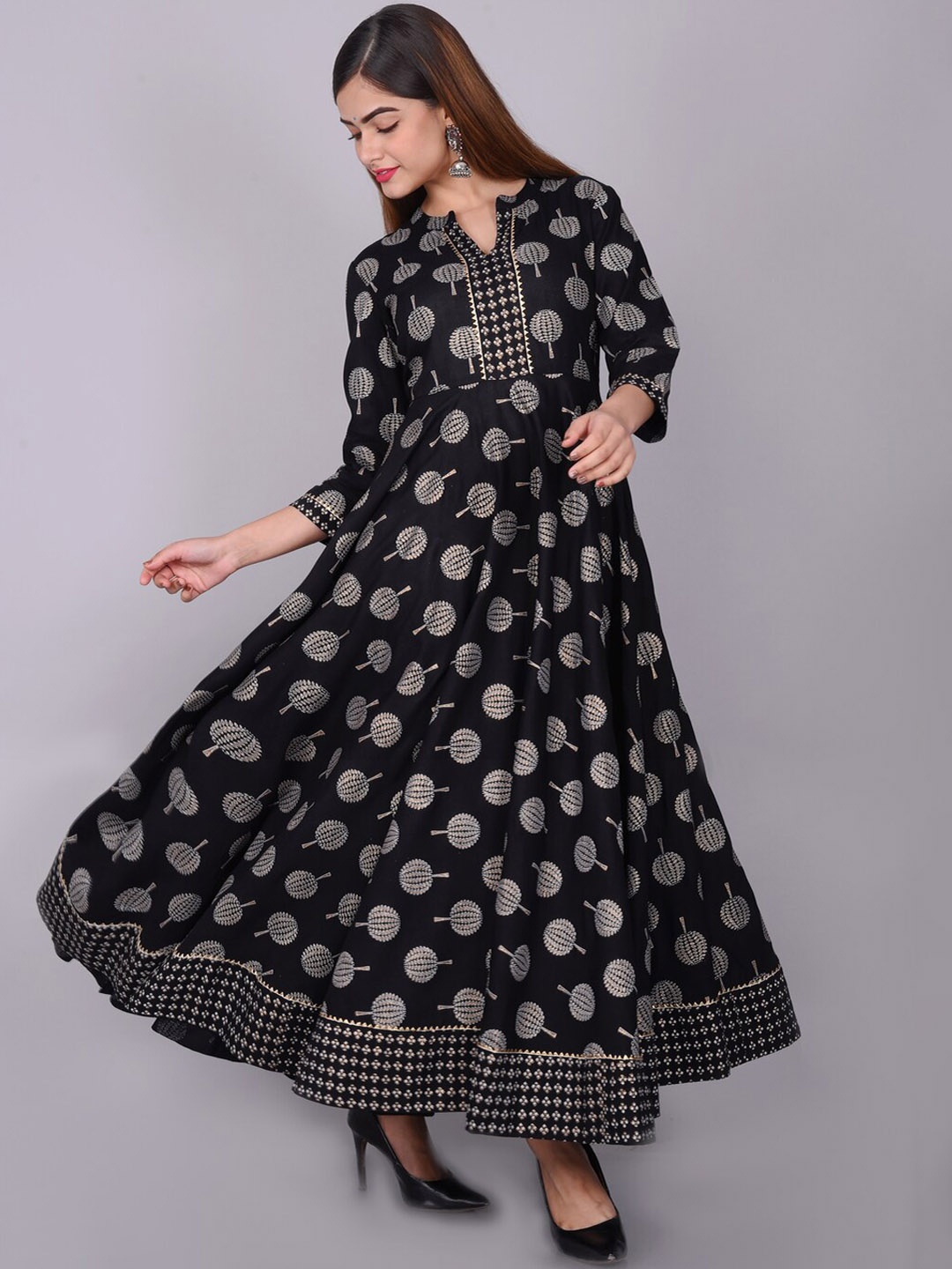 

KALINI Women Black Ethnic Motifs Printed Mirror Work Anarkali Kurta