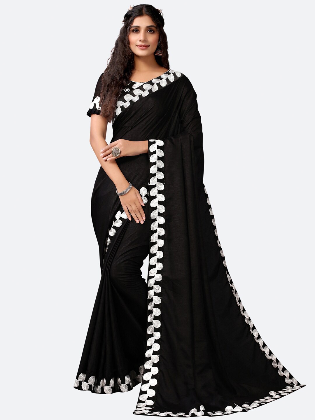 

Satrani Black & White Saree